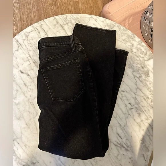 Abercrombie and Fitch the Ankle Straight Ultra High Rise Jeans - Picture 3 of 3